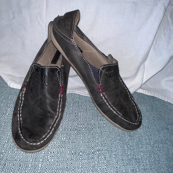 Brown Leather Slip on Loafers - Picture 1 of 3